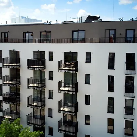 Essence Sapphire * פוזנן